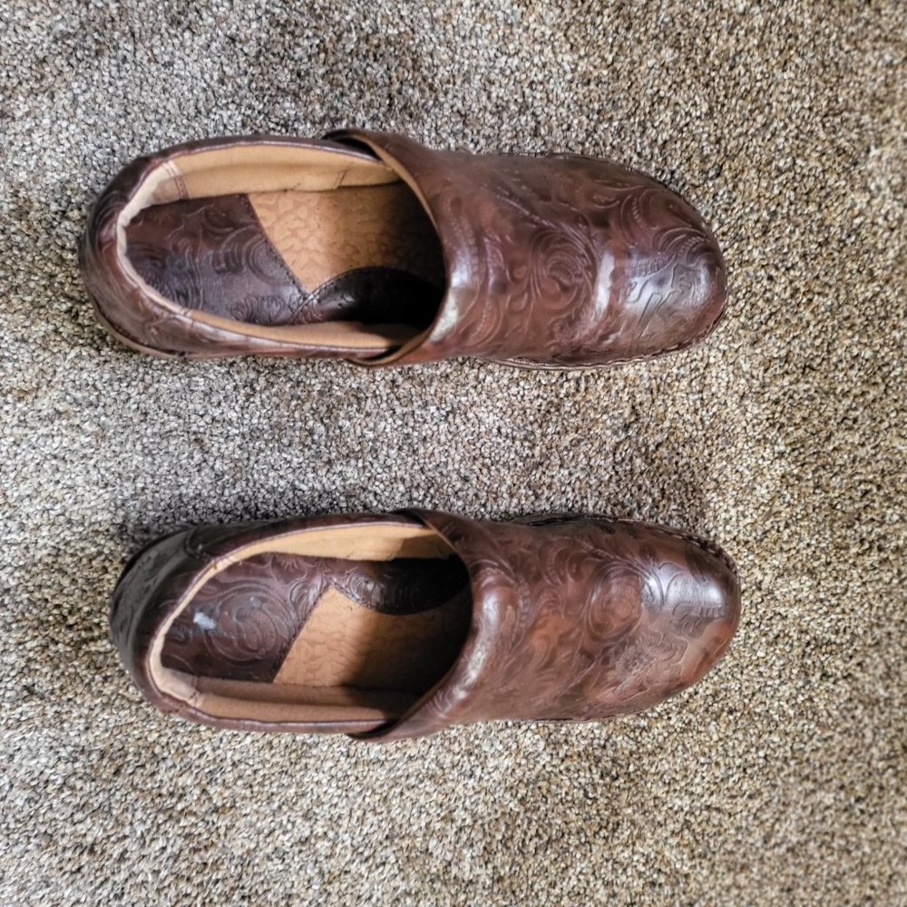 Clogs - Picture 3 of 3